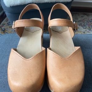 Sandgrens Victoria Clog Sandal Size 39